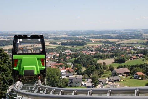 Barrierefreie Erlebnisbergbahn „Wie-Li“